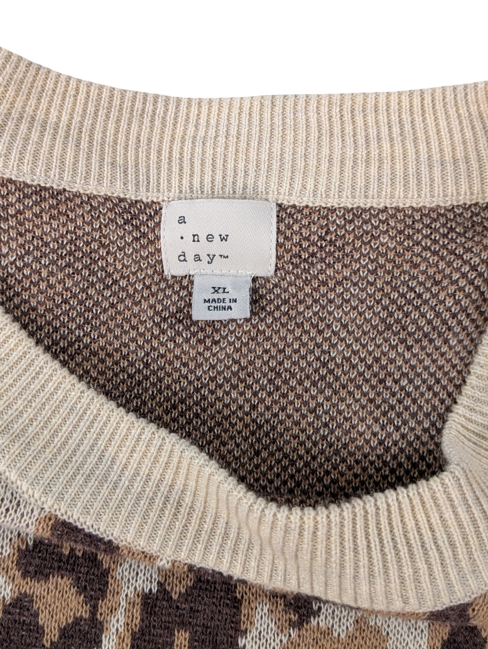 a new day Leopard Print Crewneck Sweater - Beige and Brown Womens Size XL - Picture 4 of 6
